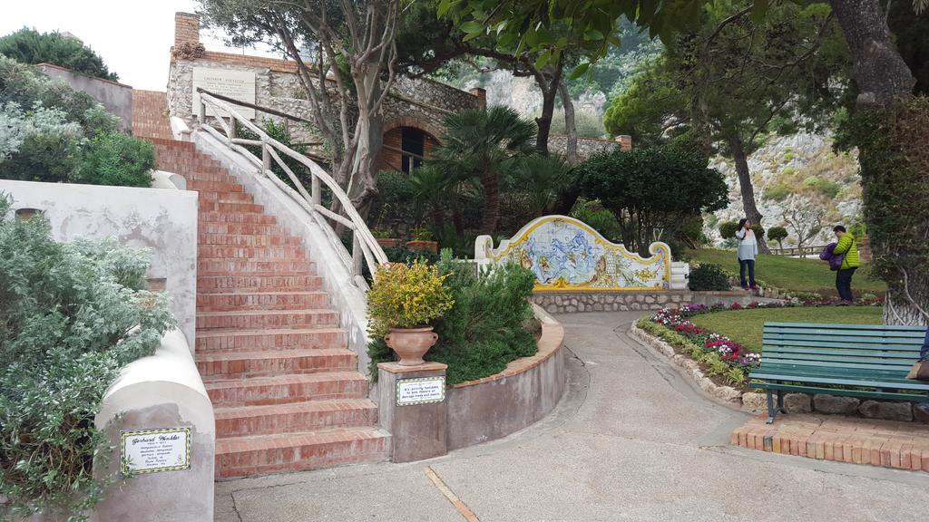 La Casetta Capri Bagian luar foto